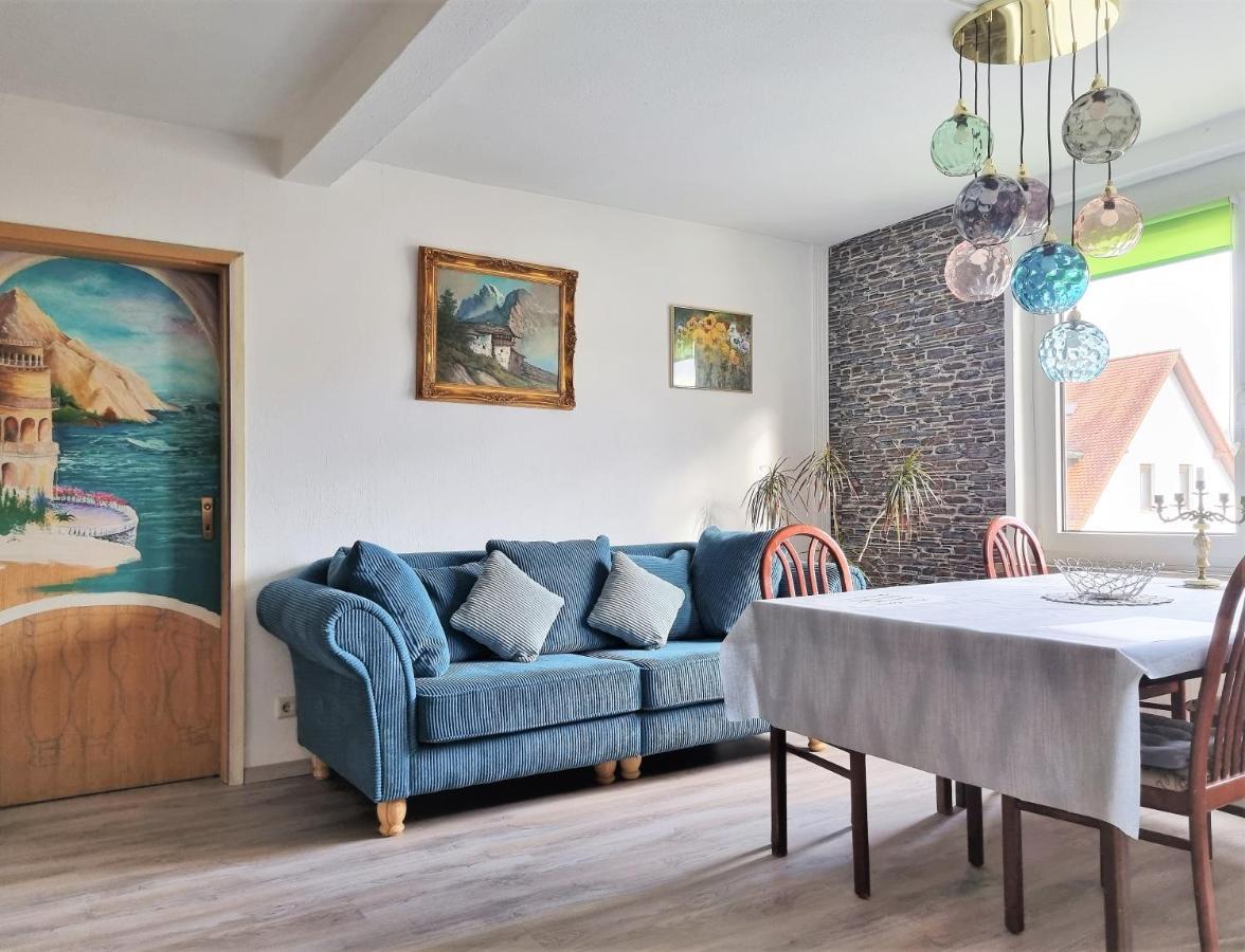 Apartment Bayreuth, Grosse Ferienwohnung Im Haus Mit Kunst, 3 Schlafzimmer, Kueche, Parkplatz Eksteriør bilde