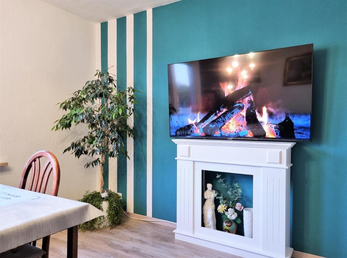 Apartment Bayreuth, Grosse Ferienwohnung Im Haus Mit Kunst, 3 Schlafzimmer, Kueche, Parkplatz Eksteriør bilde